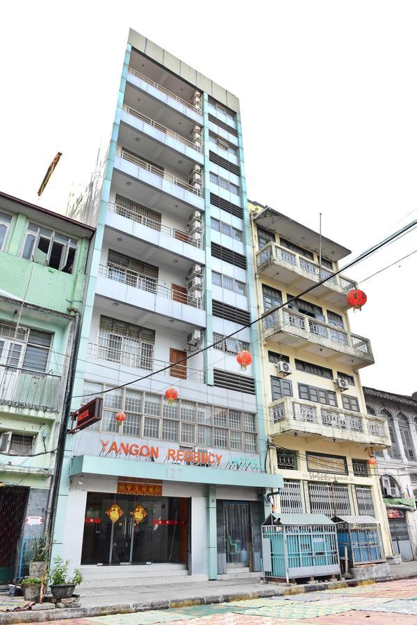 Yangon Regency Hotel Esterno foto